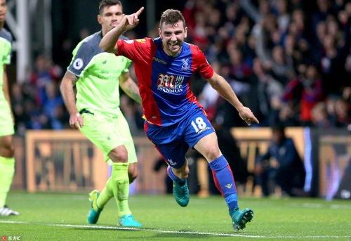 水晶宫客场逼平埃弗顿,保级形势不容乐观 水晶宫客场逼平埃弗顿,保级形势不容乐观