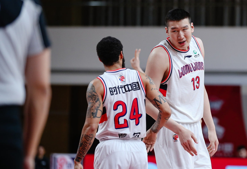 广东以129-88大胜广州连胜达到四场 广东以129-88大胜广州连胜达到四场