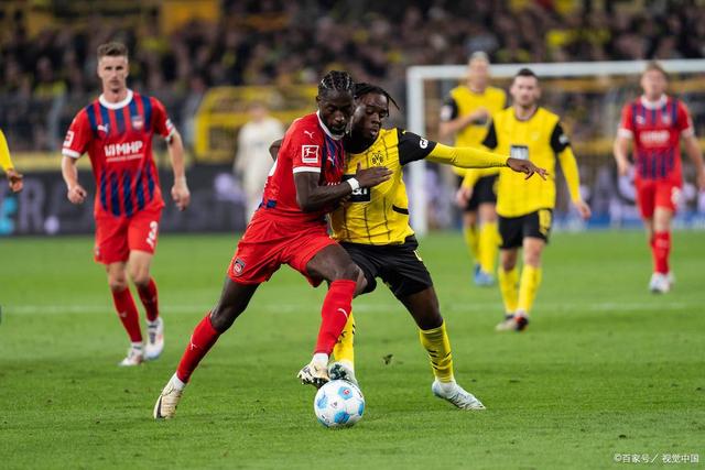 波黑球队在欧国联比赛中击败对手 波黑球队在欧国联比赛中击败对手