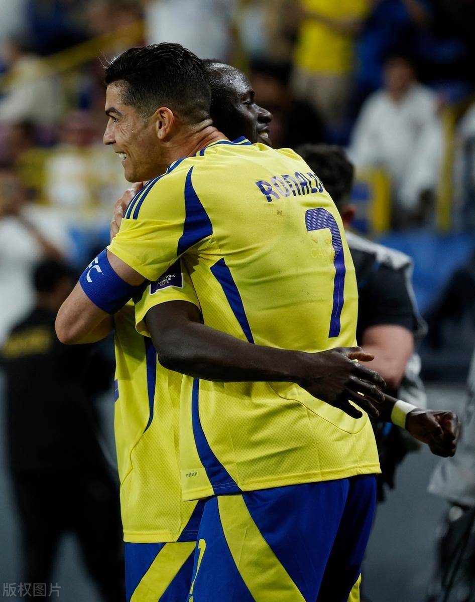 乌德勒查夺魁阿尔普希,土超传统强队向胜利进发 乌德勒查夺魁阿尔普希,土超传统强队向胜利进发