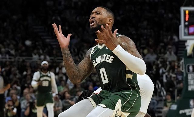 南韩男篮横扫76人,利拉德制霸全场 南韩男篮横扫76人,利拉德制霸全场