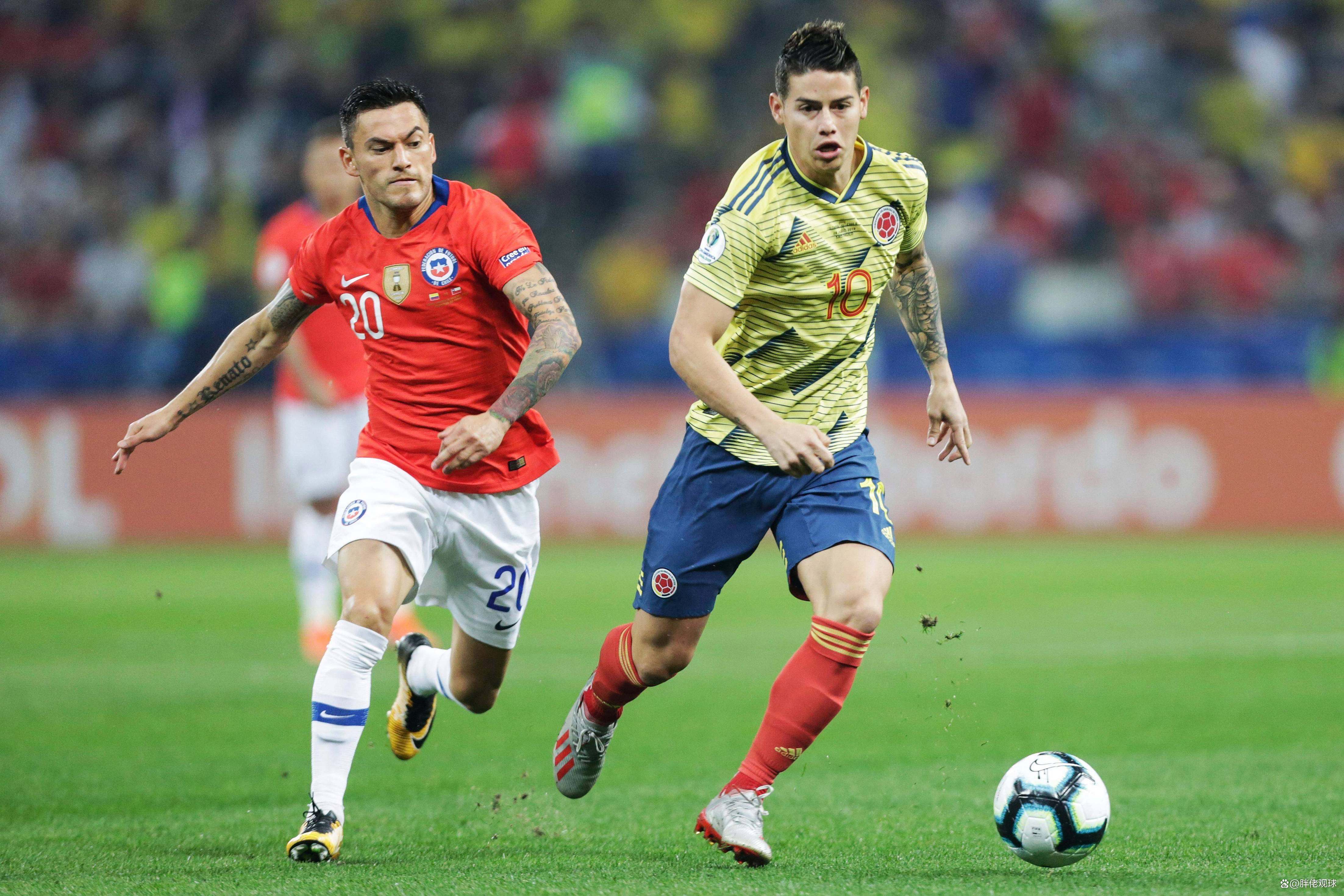 葡萄牙鏖战阿根廷,阿尔巴送出助攻 葡萄牙鏖战阿根廷,阿尔巴送出助攻